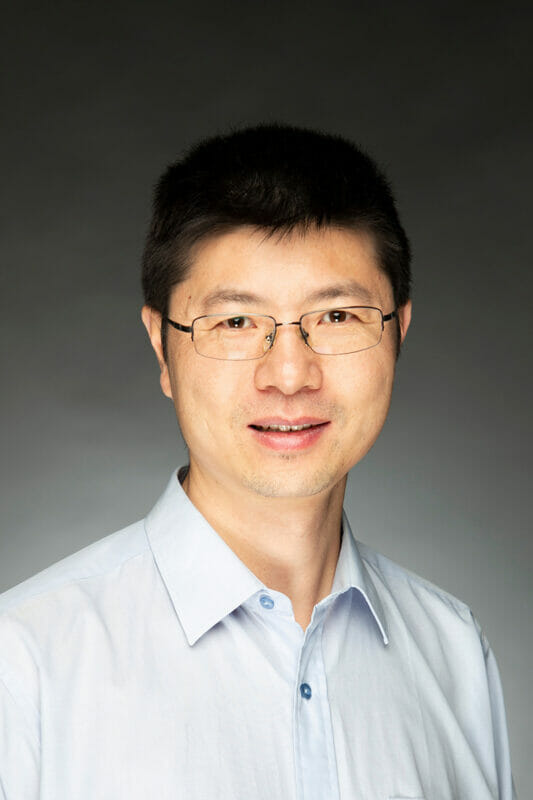 Portrait of Miou Zhou, PhD